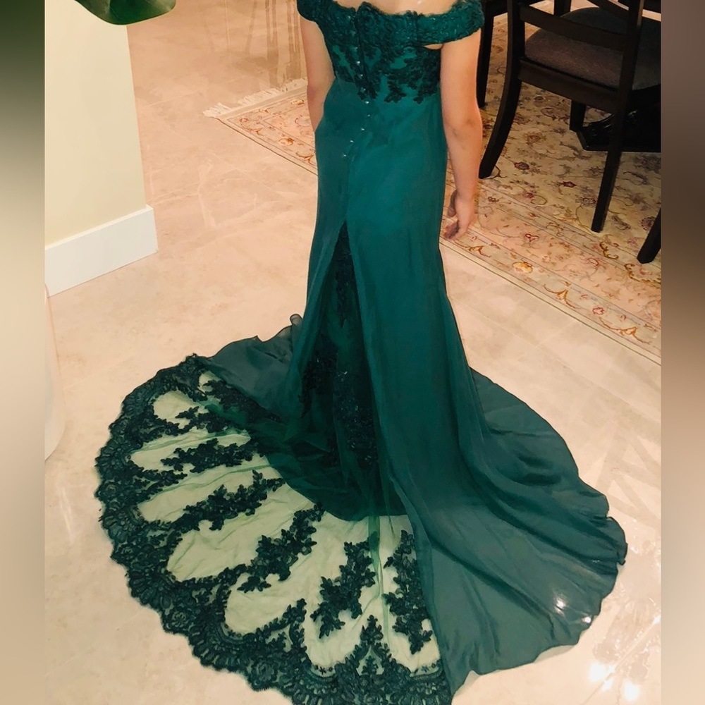 Beautiful Green Dress